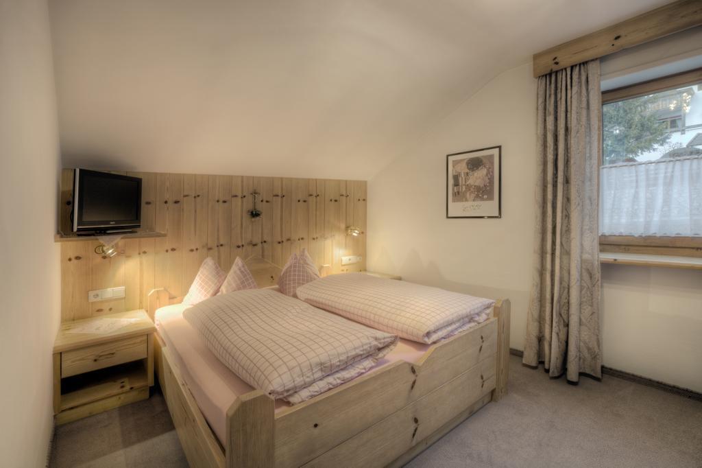 Residence Dolomieu San Cassiano  Esterno foto