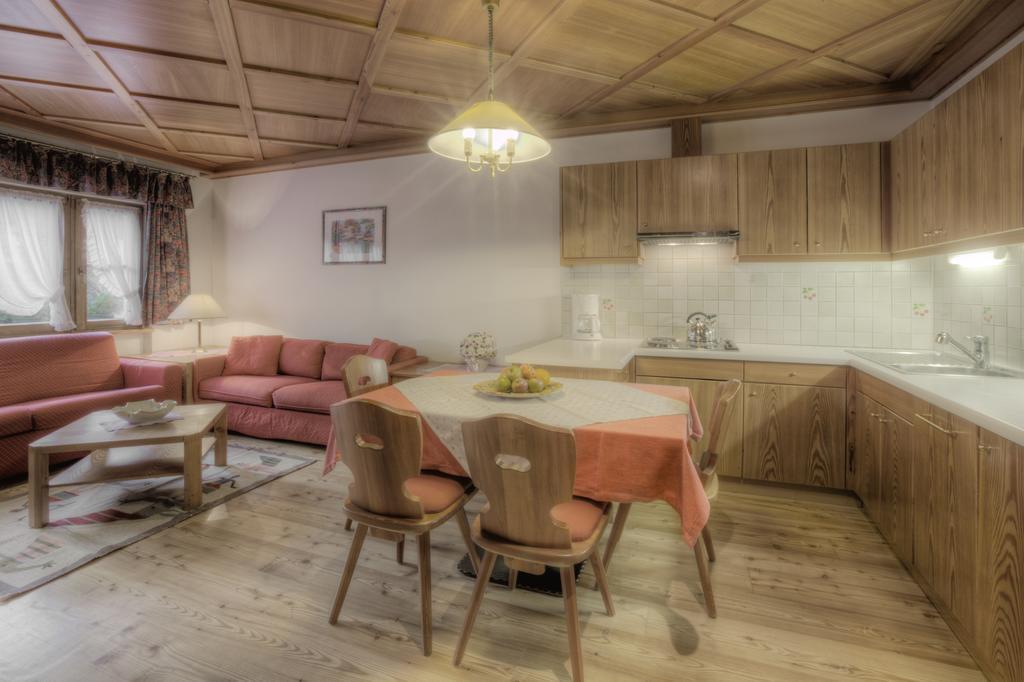 Residence Dolomieu San Cassiano  Esterno foto